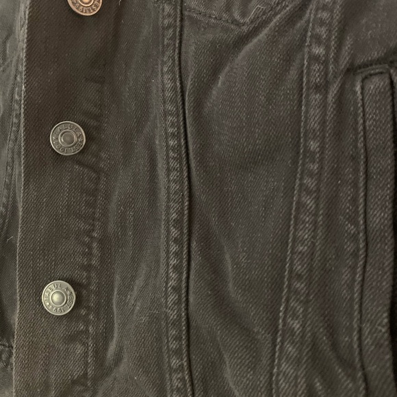 Aritzia Talula Black Cropped Edo Jean Jacket - Picture 4 of 11